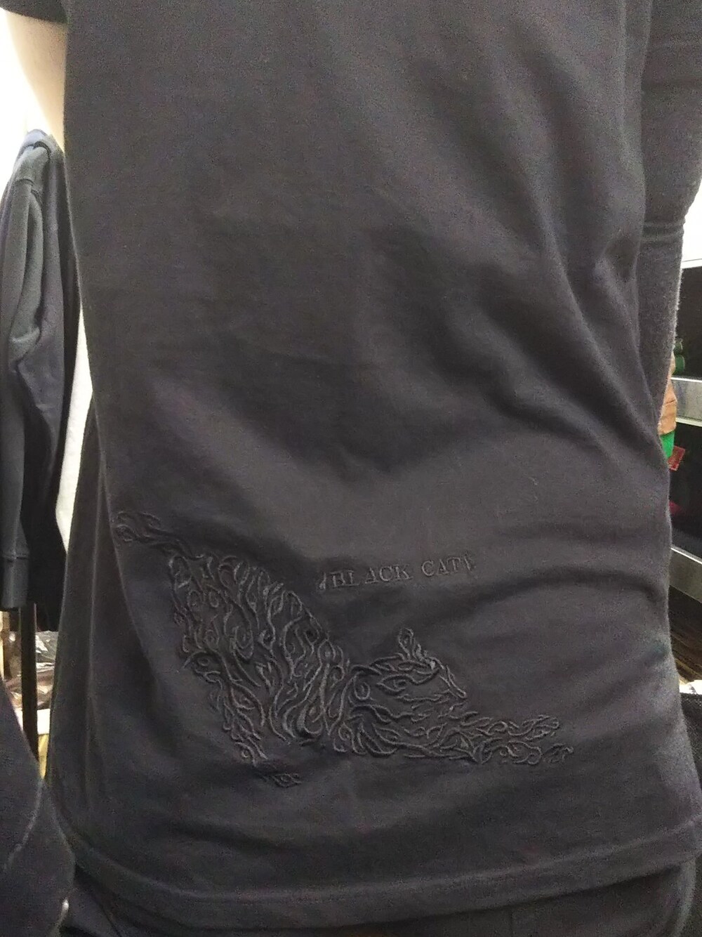 「black、ブラック、Tシャツ、刺繍、spring、summer、名古屋、street、ネコ、ネコ柄」｜「BLACKCATオリジナルロングTシャツ（Tシャツ/カットソー、ブラック系）」を使った、愛知　BLACKCATヒロさん（メンズ・168cm）の春コーディネートの1枚目の写真