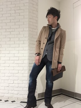 「アイテム（クラッチバッグ、ブルー系）」を使った、YUUKI.Fさん（メンズ・176cm）の冬コーディネート