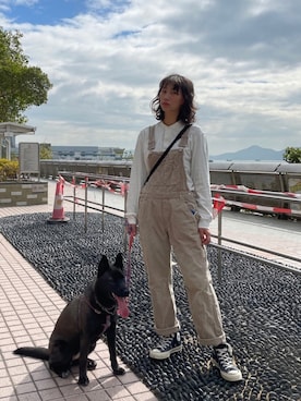 「PULL&BEAR（プルアンドベア）のアイテム（サロペット/オーバーオール）」を使った、nanatalieさん（レディース・165cm）の冬コーディネート