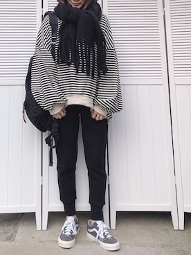 「mystic（ミスティック）のアイテム（ストール/ショール）」を使った、moyooonnさん（レディース・152cm）の冬コーディネート