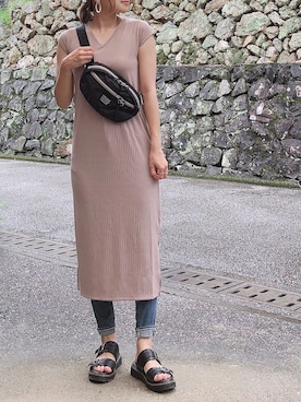 「AZUL by moussy（アズールバイマウジー）のA PERFECT DENIM COOL/A パーフェクトデニムクール（デニムパンツ）」を使った、moyooonnさん（レディース・153cm）の夏コーディネート