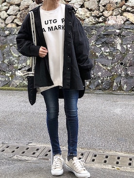 「AZUL by moussy（アズールバイマウジー）のA PERFECT DENIM COOL/A パーフェクトデニムクール（デニムパンツ）」を使った、moyooonnさん（レディース・152cm）の冬コーディネート