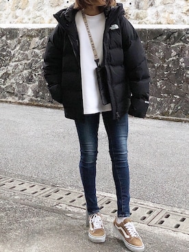 「AZUL by moussy（アズールバイマウジー）のA PERFECT DENIM COOL/A パーフェクトデニムクール（デニムパンツ）」を使った、moyooonnさん（レディース・152cm）の冬コーディネート