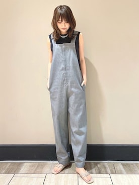 「SALON adam et rope'（サロン アダム エ ロペ）のアイテム（サロペット/オーバーオール）」を使った、n a oさん（レディース・170cm）の春コーディネート