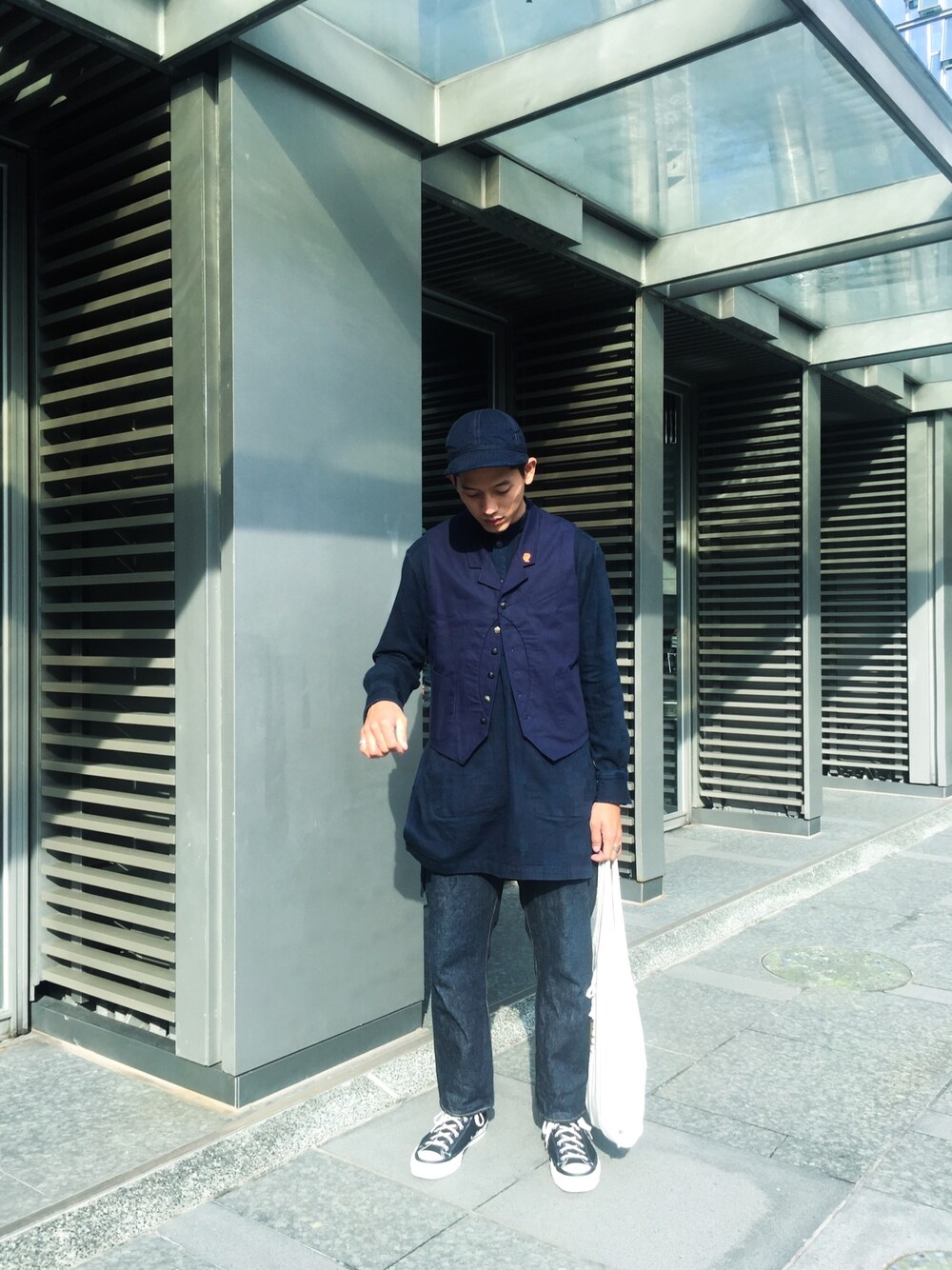 「nigelcabourn、syndro、monitaly、converse、egg、WEARBOOKエントリー」｜「Nigel Cabournのアイテム（キャップ、ブルー系）」を使った、連思博（EggEgg)さん（メンズ・176cm）の秋コーディネートの1枚目の写真