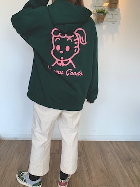 「アイテム（パーカー、グリーン系）」を使った、mochiさん（レディース・157cm）の春コーディネート