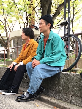 「NEONSIGN（ネオンサイン）のアイテム（ブルゾン）」を使った、村瀬達也さん（メンズ・170cm）の春コーディネート