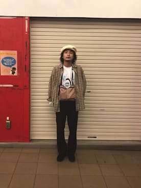 「YSTRDY's TMRRW（イエスタデイズトゥモロー）のアイテム（バッグ）」を使った、Takuyaさん（メンズ・175cm）の秋コーディネート