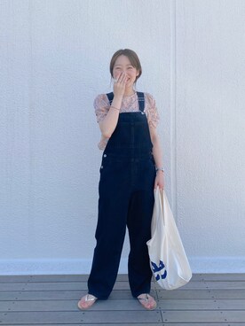 「アイテム（サンダル、ゴールド系）」を使った、OIZUMI_157cmさん（レディース・156cm）の春コーディネート