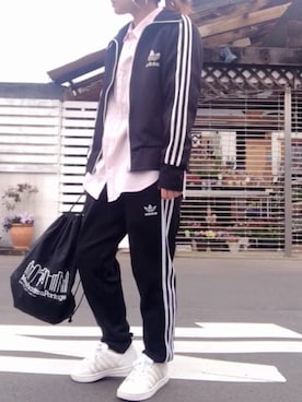「ピンクシャツ」｜「アイテム（ジャージ）」を使った、youkiさん（レディース・158cm）の春コーディネート