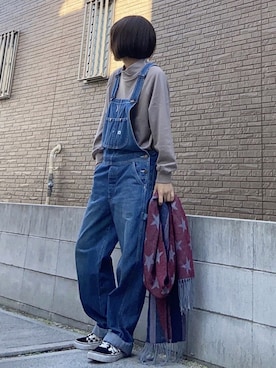 「大判ストール」｜「アイテム（サロペット/オーバーオール）」を使った、youkiさん（レディース・161cm）の秋コーディネート