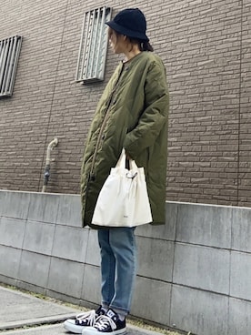 「ZOZO（ゾゾ）のスリムテーパードデニムパンツ［WOMEN］（デニムパンツ）」を使った、youkiさん（レディース・161cm）の冬コーディネート