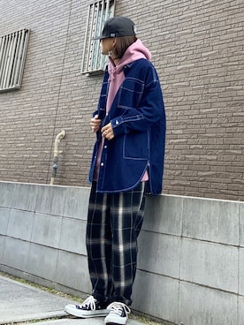 パーカーを使った デニムシャツ の人気ファッションコーディネート Wear