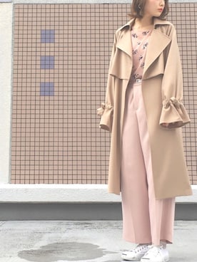 「花柄トップス」｜「アイテム（ジャケット/アウター）」を使った、Rieさん（レディース・162cm）の春コーディネート