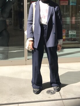 「Yves Saint Laurent（イヴサンローラン）のアイテム（スラックス）」を使った、erinaさん（レディース・162cm）の春コーディネート
