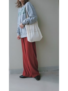 「スエット」｜「アイテム（パンプス）」を使った、Tomoさん（レディース・158cm）の秋コーディネート