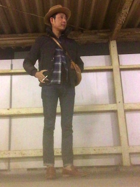 「ハットコーデ」｜「アイテム（ダウンジャケット/コート）」を使った、英麿さん（メンズ・183cm）の冬コーディネート