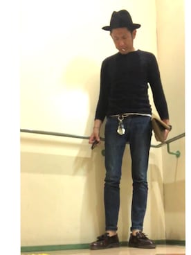 「Dr. Martens（ドクターマーチン）のアイテム（モカシン/デッキシューズ）」を使った、英麿さん（メンズ・183cm）の冬コーディネート