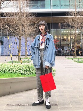 「レトロ」｜「アイテム（デニムジャケット）」を使った、Shih シイ🐰さん（レディース・164cm）の秋コーディネート