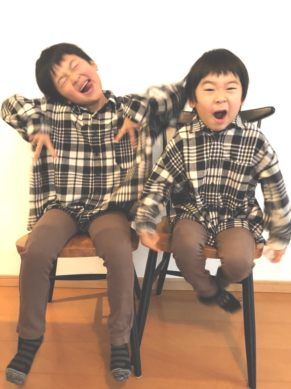 「devirockのビッグシルエットネルチェックシャツ（シャツ/ブラウス、ブラック系）」を使った、you.さん（キッズ・163cm）の冬コーディネートの1枚目の写真