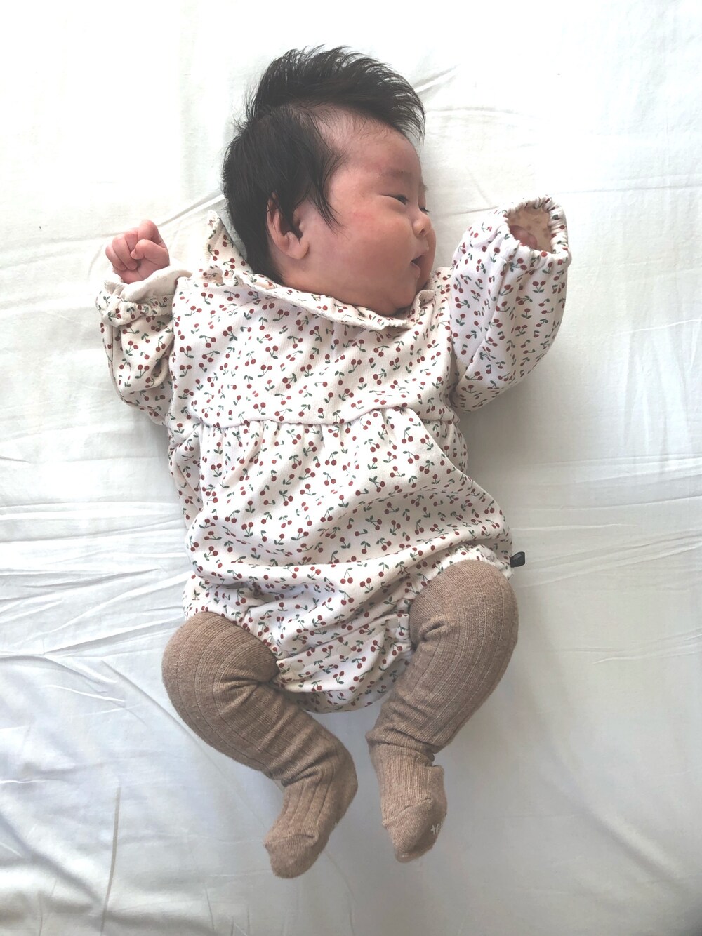 「Birthdayのアイテム（ママ＆ベビー、ホワイト系）」を使った、you.さん（キッズ・123cm）の冬コーディネートの1枚目の写真