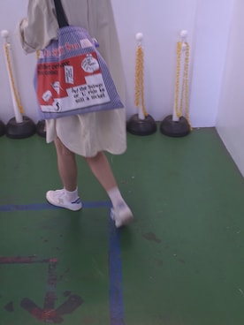 「アイテム（クラッチバッグ）」を使った、URTHEIIさん（レディース・164cm・20代）の夏コーディネート