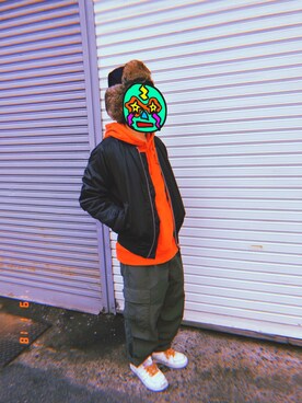 「古着のアイテム（キャップ、ブルー系）」を使った、ミドリムシさん（メンズ）の冬コーディネート