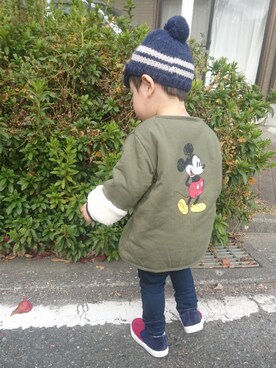 「present（プレゼント）のアイテム（ジャケット/アウター）」を使った、AOさん（キッズ・80cm）の秋コーディネート
