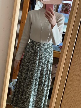 「fifth（フィフス）の小花柄フロントタックロングスカート（スカート、グリーン系）」を使った、haru.さん（レディース・162cm）の冬コーディネート