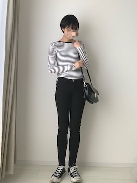 「ADAM ET ROPE'（アダムエロペ）のラウンドクロスボディーバッグ（ショルダーバッグ）」を使った、sakiさん（レディース・156cm）の春コーディネート