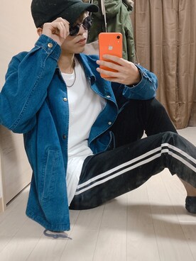 「REPIDO（リピード）のラインテーパードスキニートラックパンツ（その他パンツ、ブラック系）」を使った、śhuさん（メンズ・173cm）の春コーディネート