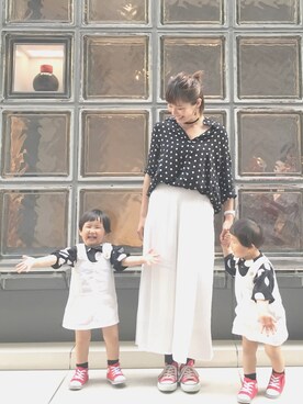 「ホワイトパンツ」｜「アイテム（サロペット/オーバーオール）」を使った、R___Rさん（キッズ・80cm）の春コーディネート