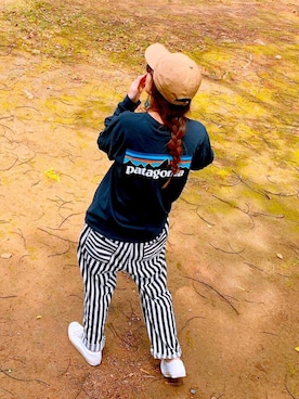 「patagonia（パタゴニア）のアイテム（トップス、ブルー系）」を使った、まぁこさん（レディース・160cm）の春コーディネート