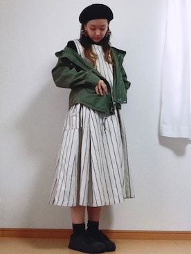 「タートルネック」｜「アイテム（マウンテンパーカー）」を使った、まぁこさん（レディース・160cm）の秋コーディネート