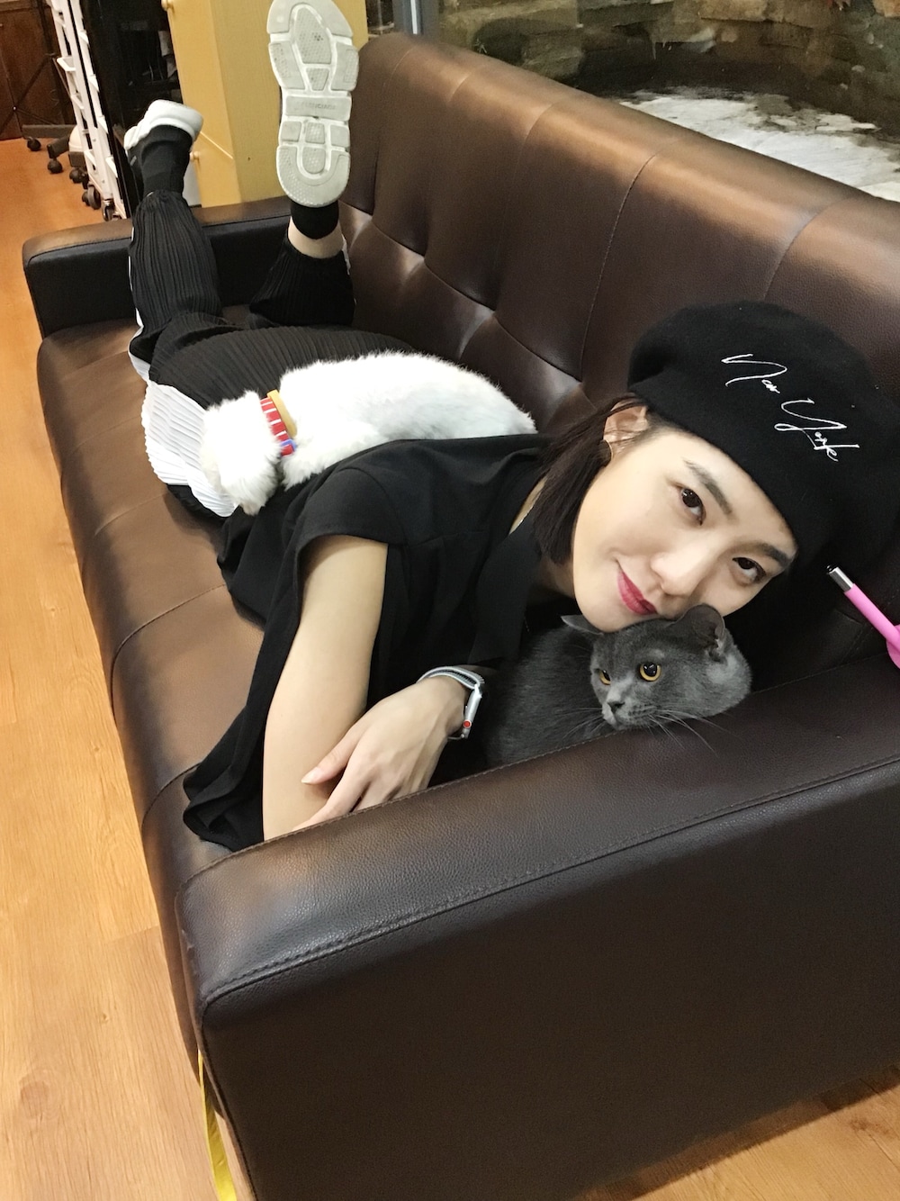 「Vのアイテム（ハンチング/ベレー帽、ブラック系）」を使った、（Zoe）卓琳さん（レディース・163cm）の夏コーディネートの1枚目の写真