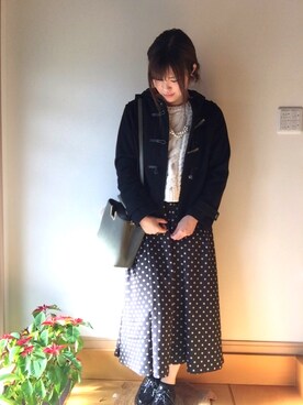 「earth music&ecology（アースミュージックアンドエコロジー）のアイテム（ダッフルコート）」を使った、ゆかさん（レディース・164cm）の冬コーディネート