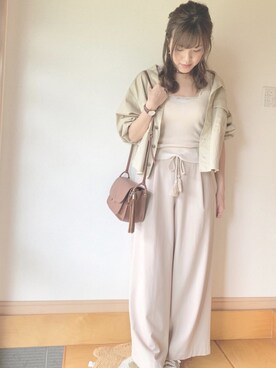 「消えそうな色コーデ」｜「アイテム（ブルゾン）」を使った、ゆかさん（レディース・164cm）の秋コーディネート
