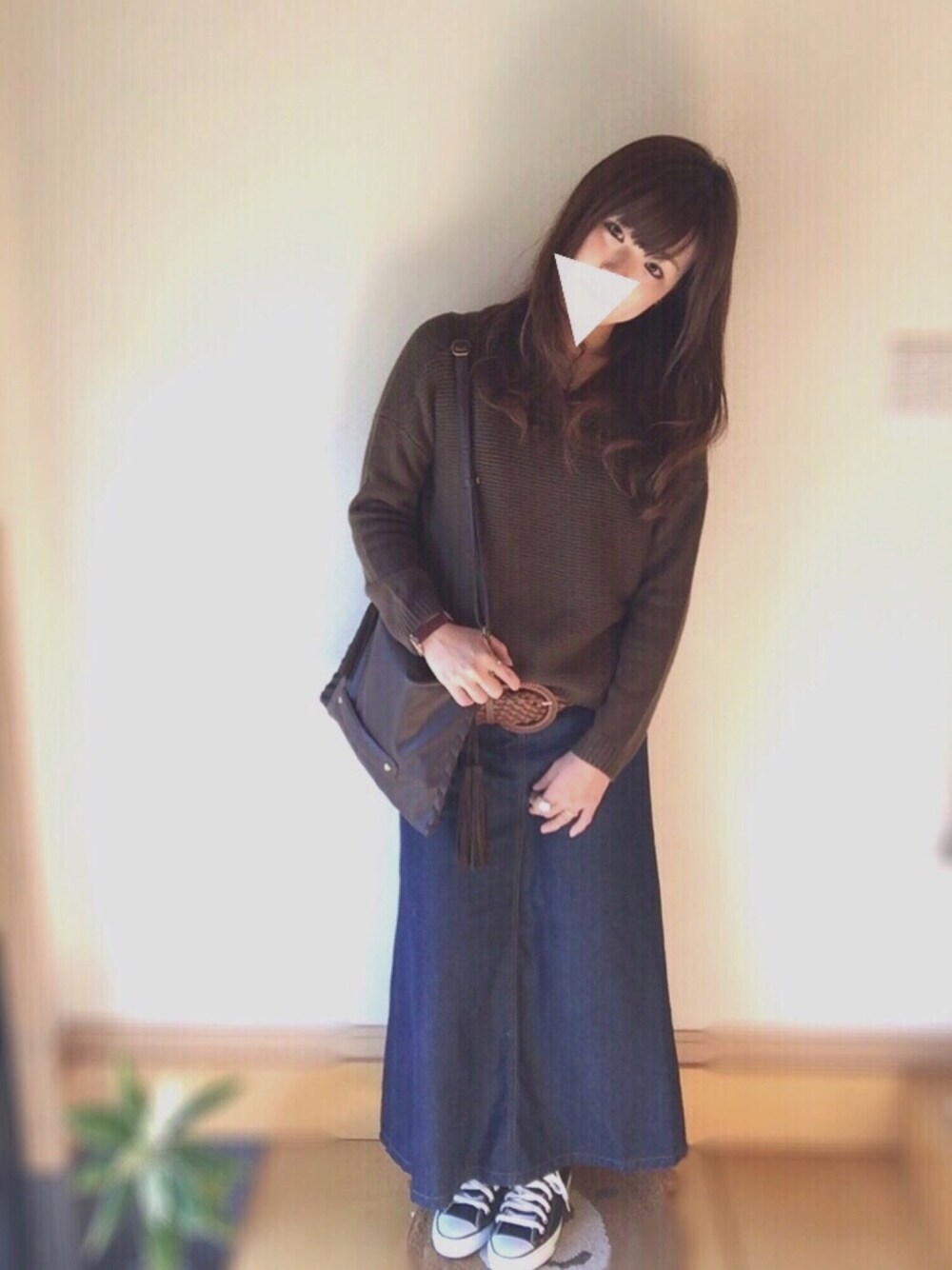 「シンプル、オトナカジュアル、GU、しまむら、プチプラ、aiko、converse」｜「しまむらのアイテム（ニット/セーター、グリーン系）」を使った、ゆかさん（レディース・164cm）の冬コーディネートの1枚目の写真