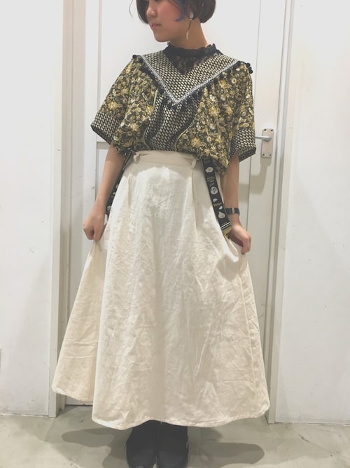 Mari E Rivet Surge 池袋アルパ店 Rivet Surgeのtシャツ カットソーを使ったコーディネート Wear