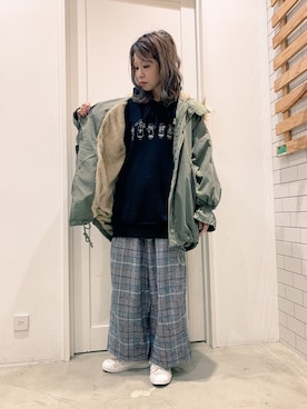 「rivet & surge（リベットアンドサージ）のアイテム（ジャケット/アウター）」を使った、MARI(E)さん（レディース・158cm）の秋コーディネート