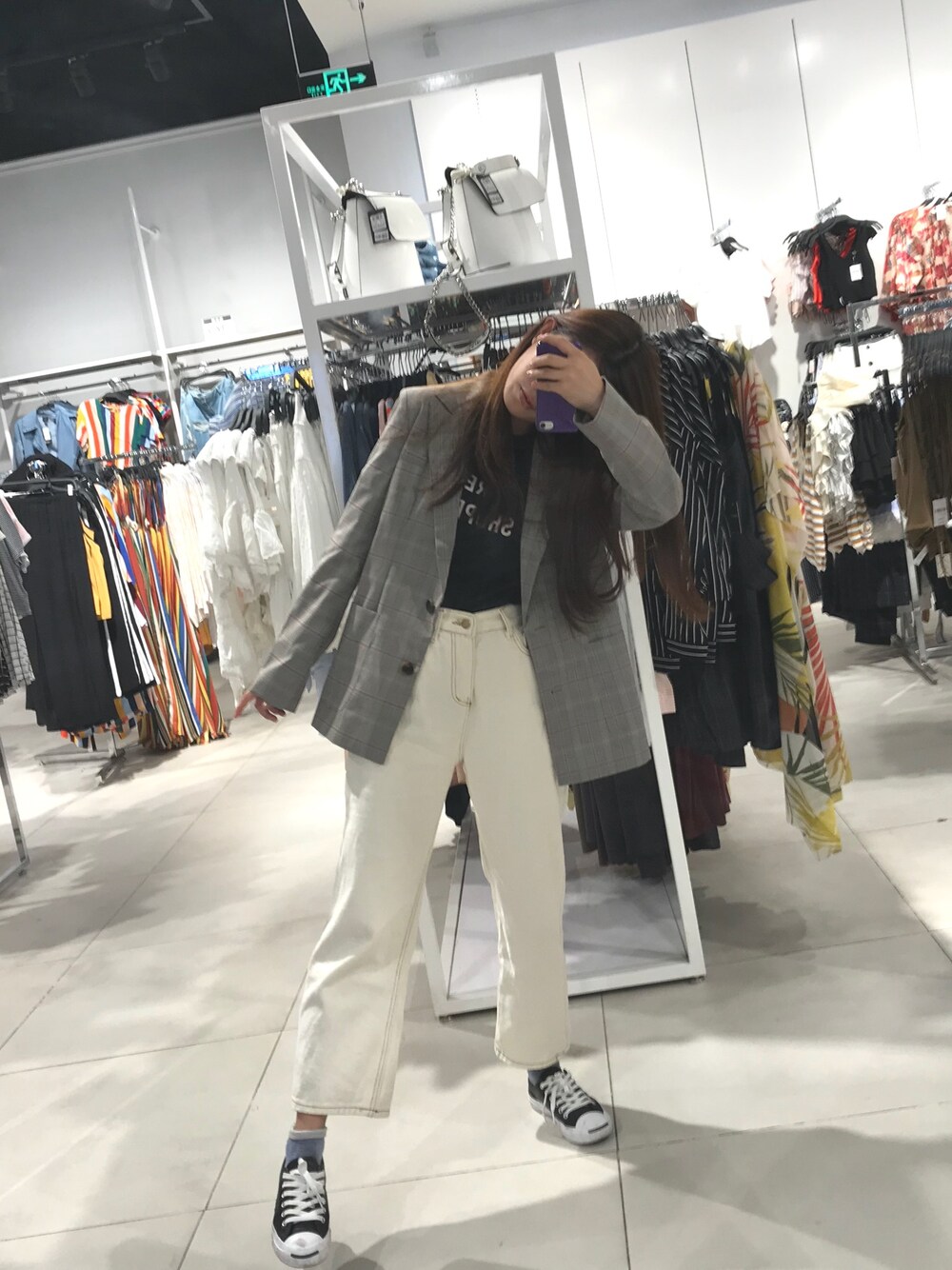 「FOREVER 21のアイテム（スーツジャケット、グレー系）」を使った、Stellar水原さん（レディース・163cm）の春コーディネートの1枚目の写真