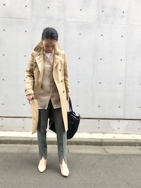 「スリット」｜「アイテム（トレンチコート）」を使った、MITSUMIさん（レディース・160cm）の春コーディネート