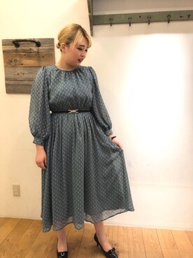 「アイテム（パンプス、グレー系）」を使った、ふじわら　あんなさん（レディース・160cm）の春コーディネート