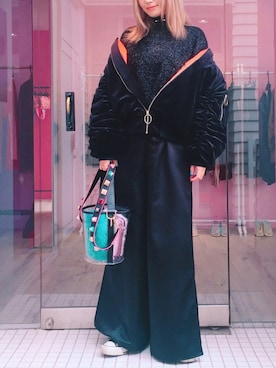 「リルリリー」｜「アイテム（財布/小物）」を使った、濱内奈々子 さん（レディース・164cm）の冬コーディネート