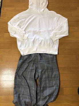 「パーカー 白」｜くうちやんさん（レディース・159cm）の秋コーディネート