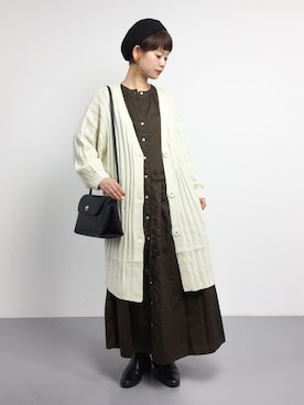 「ADAM ET ROPE'（アダムエロペ）のフォールドパーツイヤリング②（イヤリング）」を使った、yukiさん（レディース・152cm）の春コーディネート