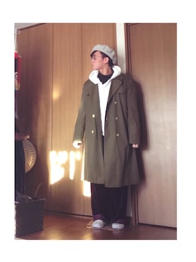 「アイテム（トレンチコート、グリーン系）」を使った、ポテチさん（メンズ・165cm）の冬コーディネート