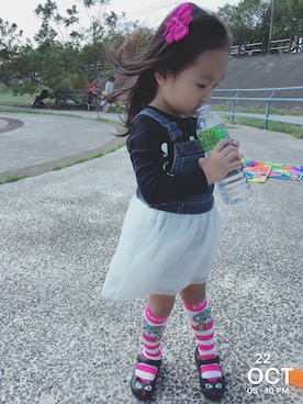 「OSHKOSH（オシュコシュ）のアイテム（ワンピース/ドレス）」を使った、miss  Pengさん（キッズ・61cm）の秋コーディネート