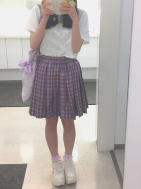 「WC（ダブル シー）のアイテム（スニーカー）」を使った、ぽぽさん（レディース・156cm）の春コーディネート
