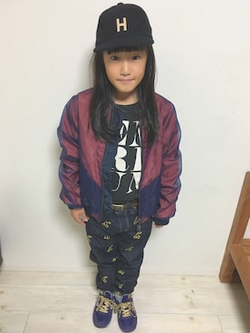 「アイテム（ノーカラージャケット、その他）」を使った、ARIさん（キッズ・124cm）の冬コーディネート